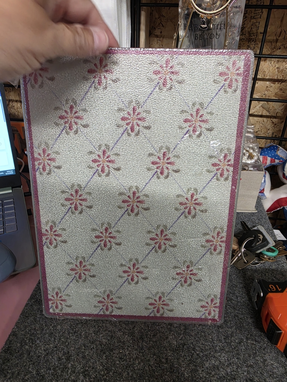 AT-1 Pink Floral Non-Slip Kitchen Cutting Board - Pink